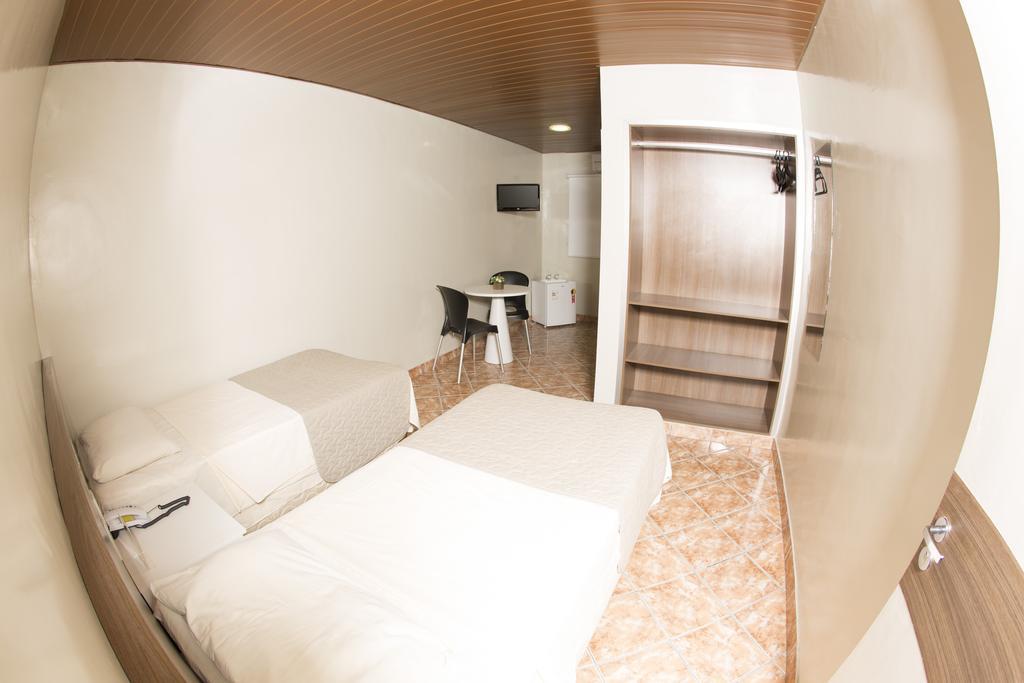 Hotel Central Каруару Экстерьер фото